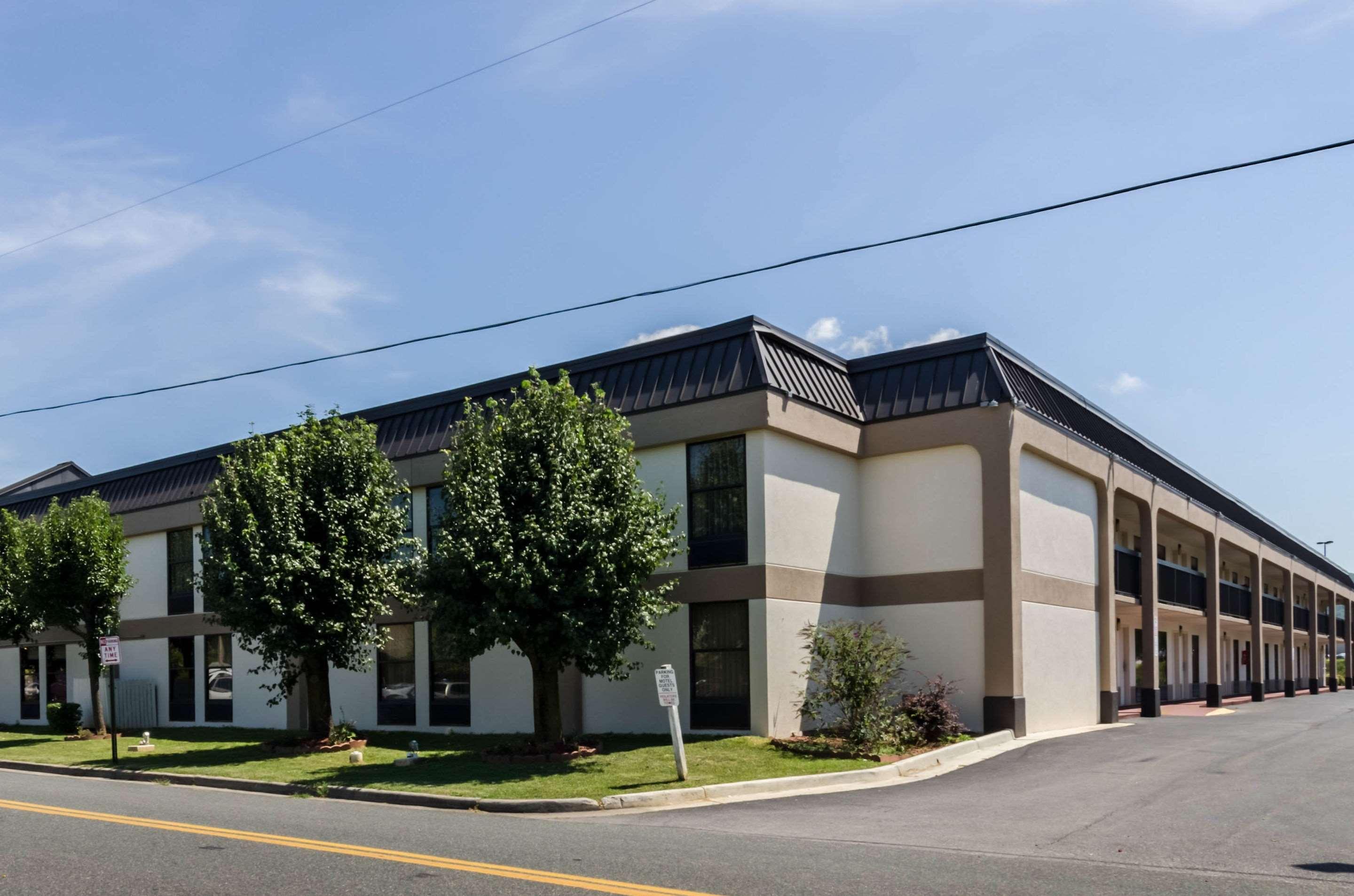 Quality Inn Lynchburg Near University Exteriér fotografie